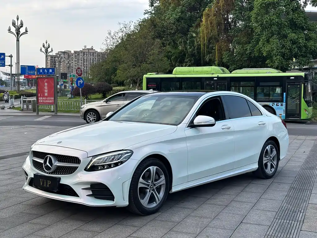 Mercedes-Benz C-Class 2018