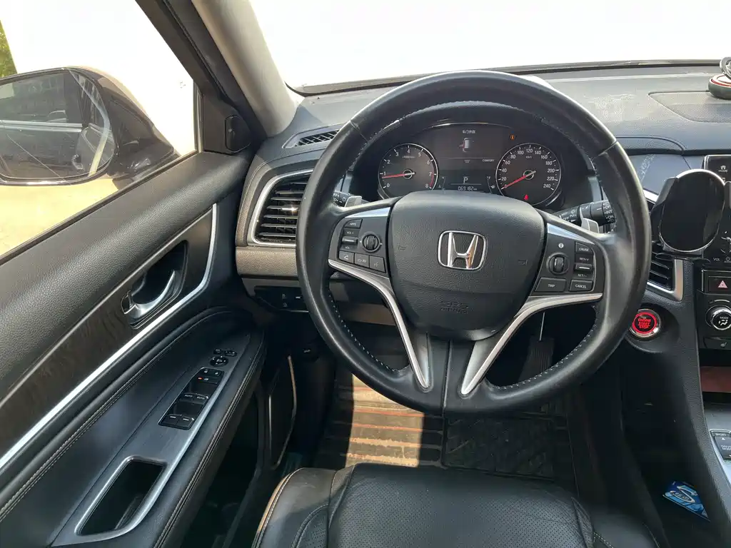 Honda Avancier — миниатюра 7