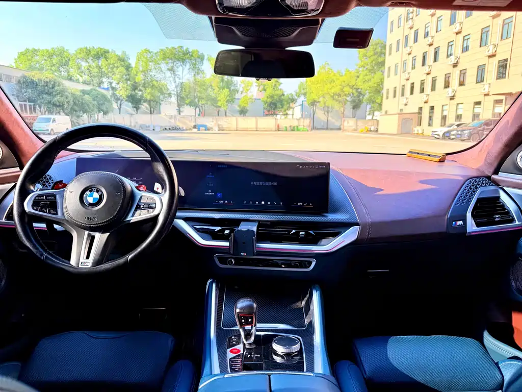 BMW XM — миниатюра 5
