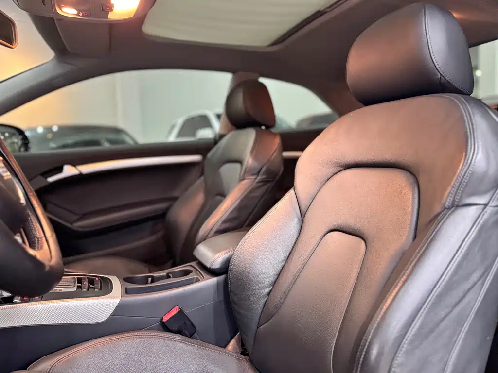Audi A5 (Import) — миниатюра 8