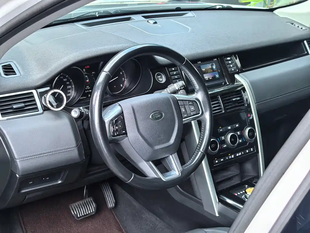 Land Rover Discovery Sport — миниатюра 9