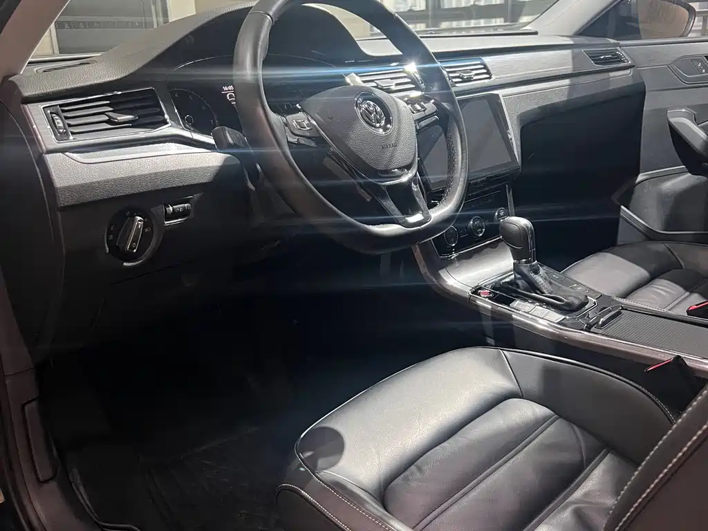 Volkswagen Passat — миниатюра 4