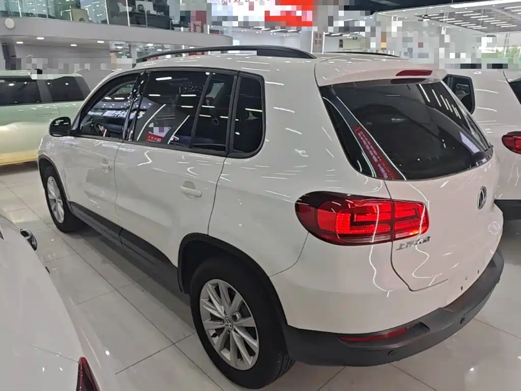 Volkswagen Tiguan — миниатюра 5