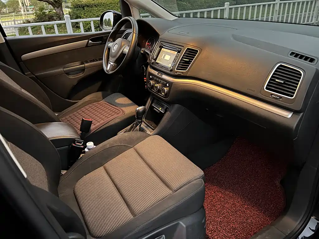 Volkswagen Sharan — миниатюра 9