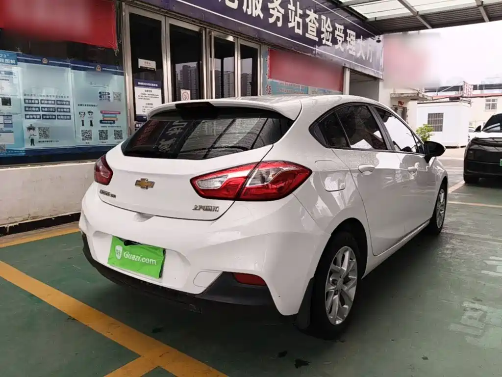 Chevrolet Cruze — миниатюра 7
