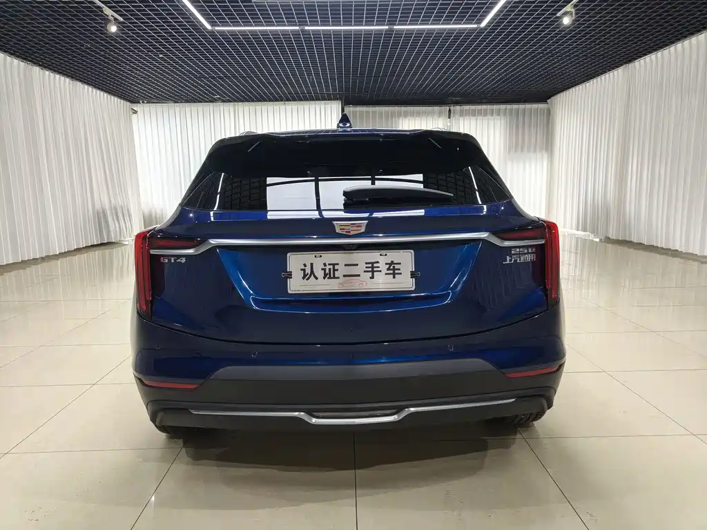 Cadillac GT4 — миниатюра 6