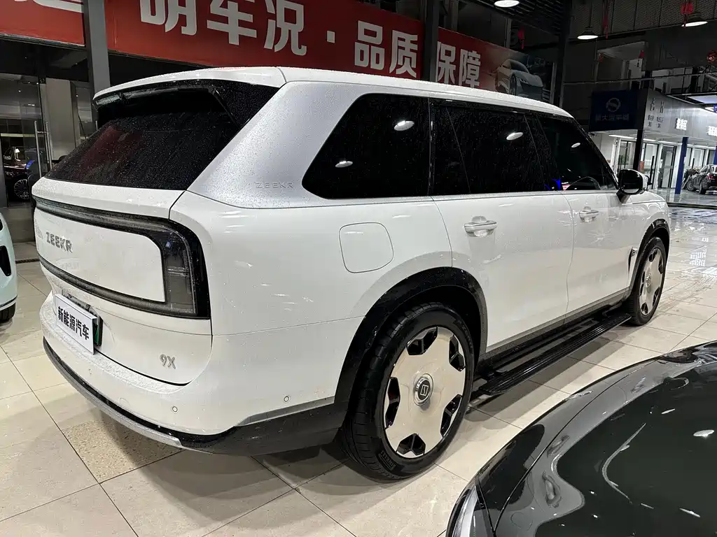 Zeekr 9X — миниатюра 4