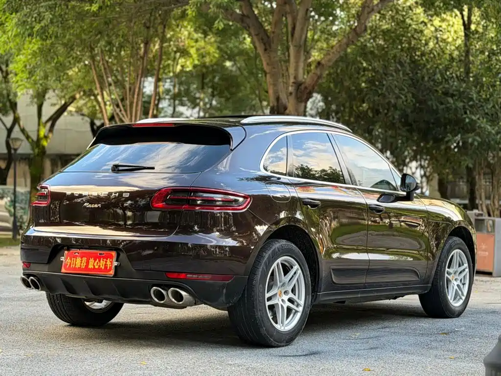 Porsche Macan — миниатюра 6