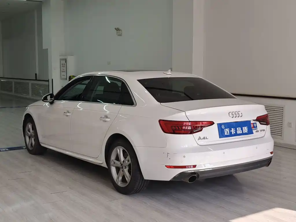 Audi A4L — миниатюра 7