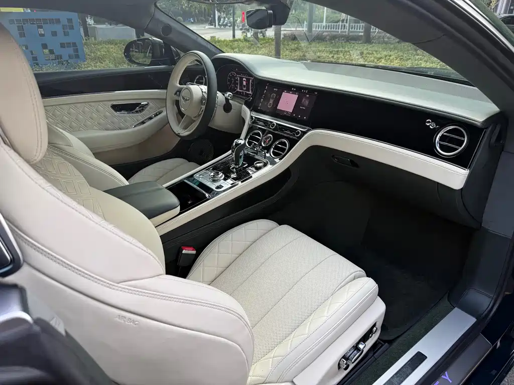 Bentley Continental — миниатюра 12