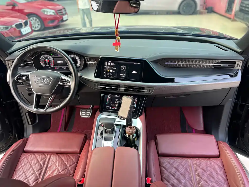 Audi Q6 — миниатюра 8