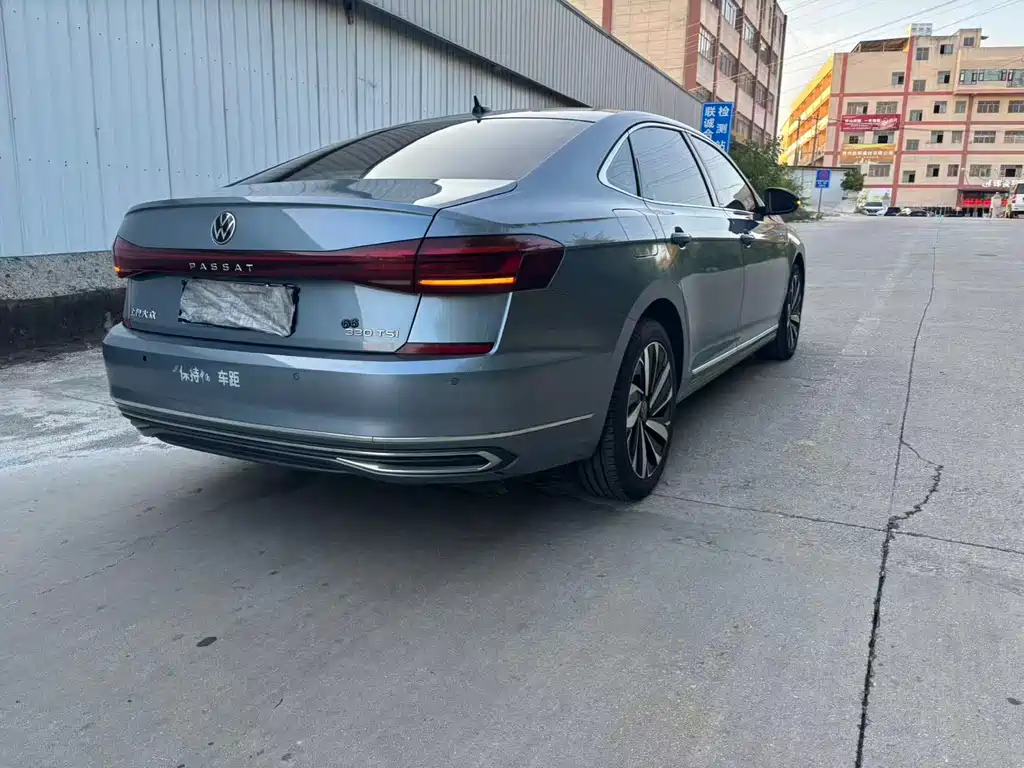 Volkswagen Passat — миниатюра 9
