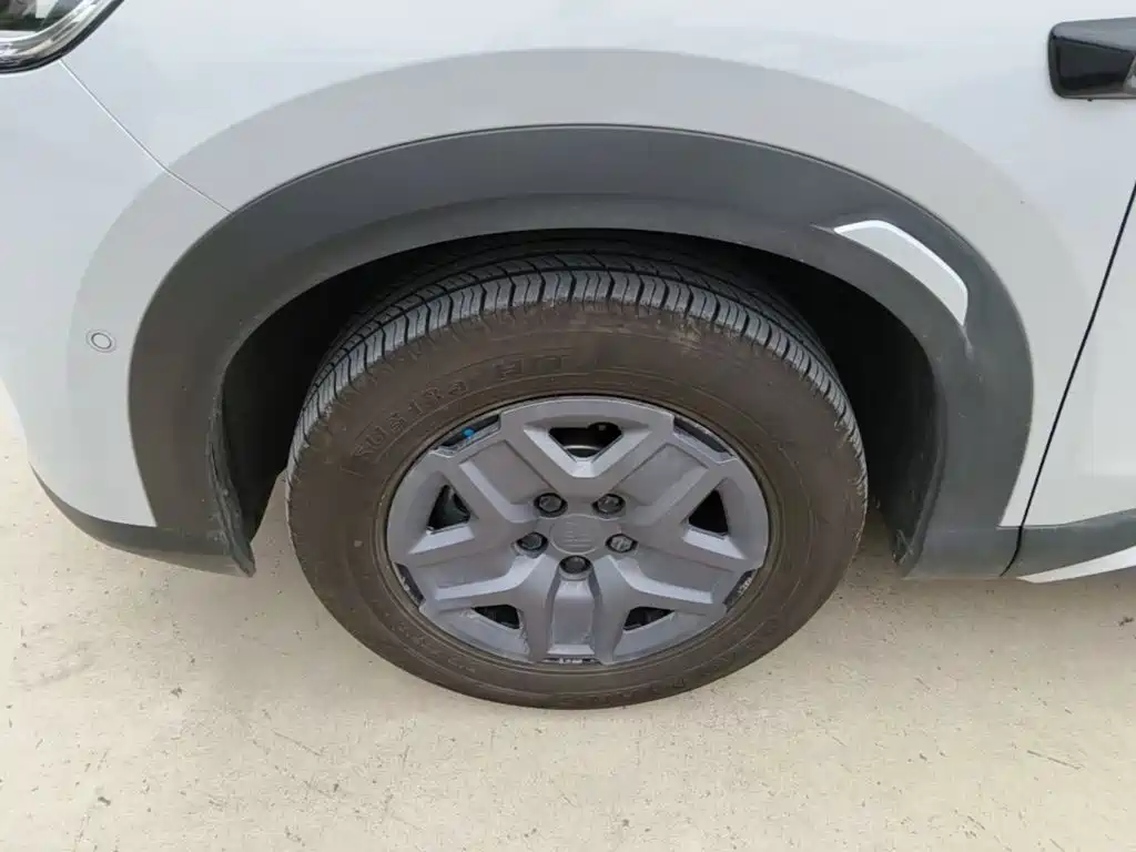 BYD Yuan UP — миниатюра 23