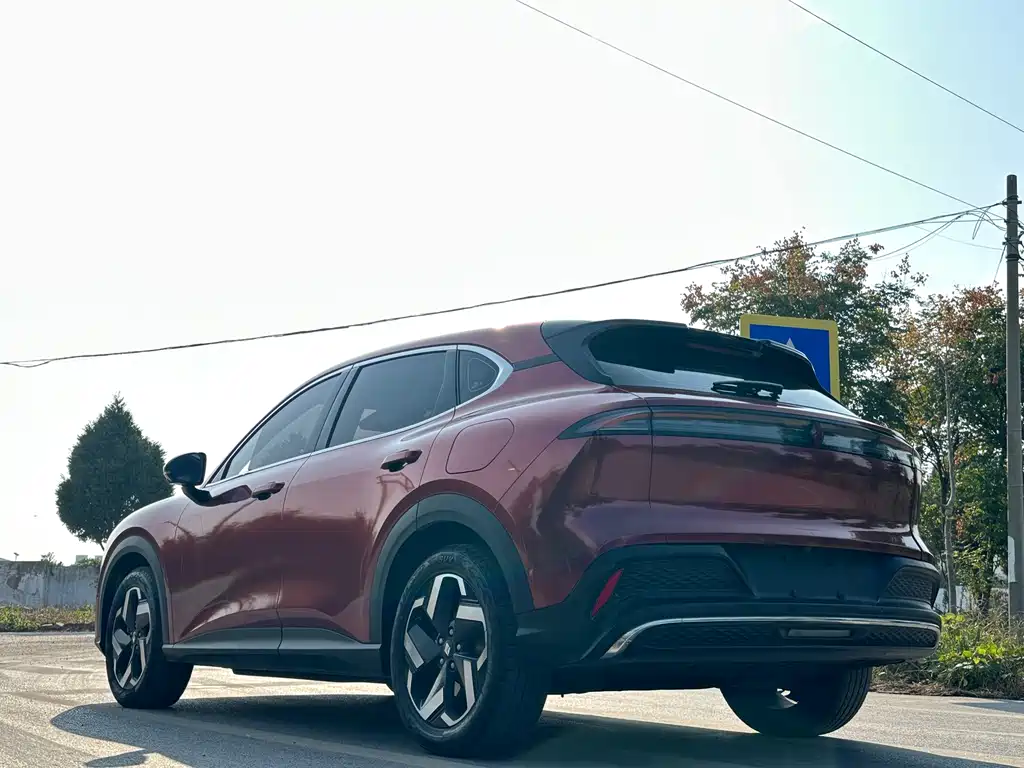 Baojun Yunhai — миниатюра 5