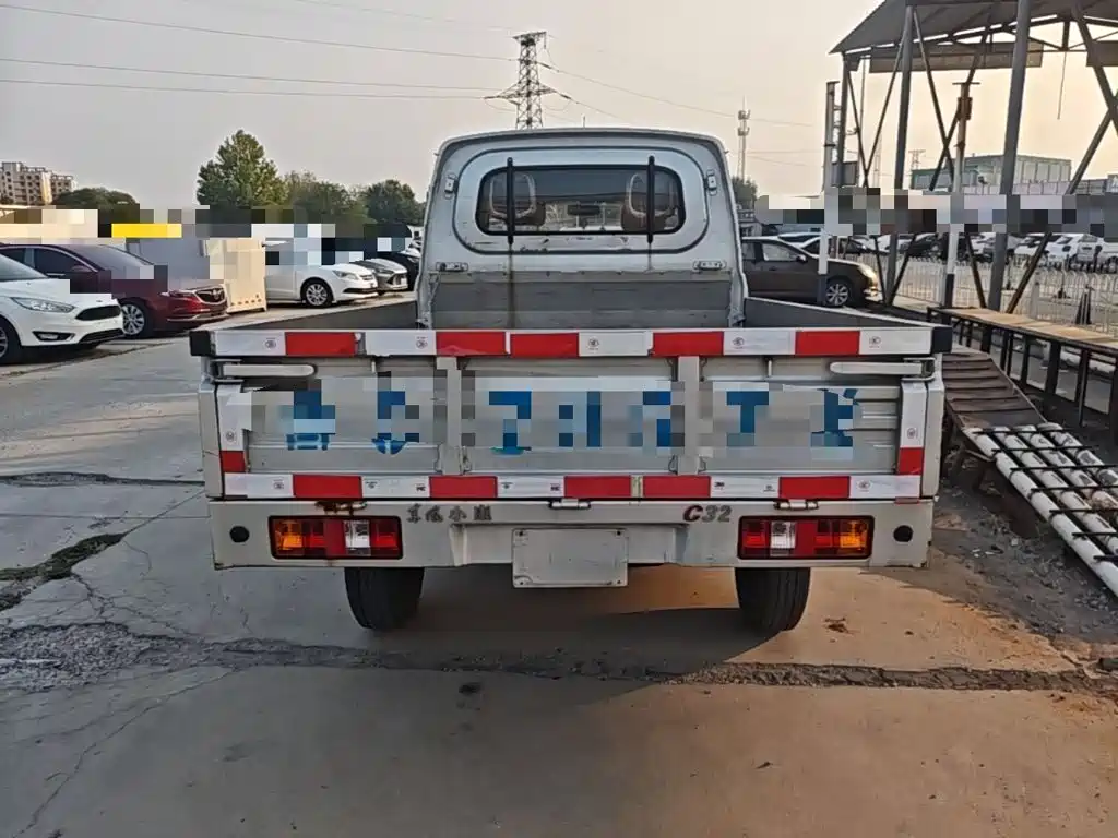 DFSK C32 — миниатюра 6