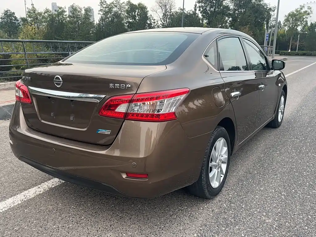 Nissan Sylphy — миниатюра 7
