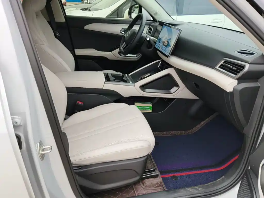 BYD Yuan UP — миниатюра 25