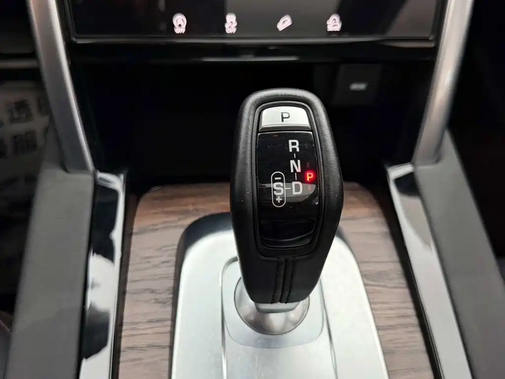 Land Rover Discovery Sport — миниатюра 13