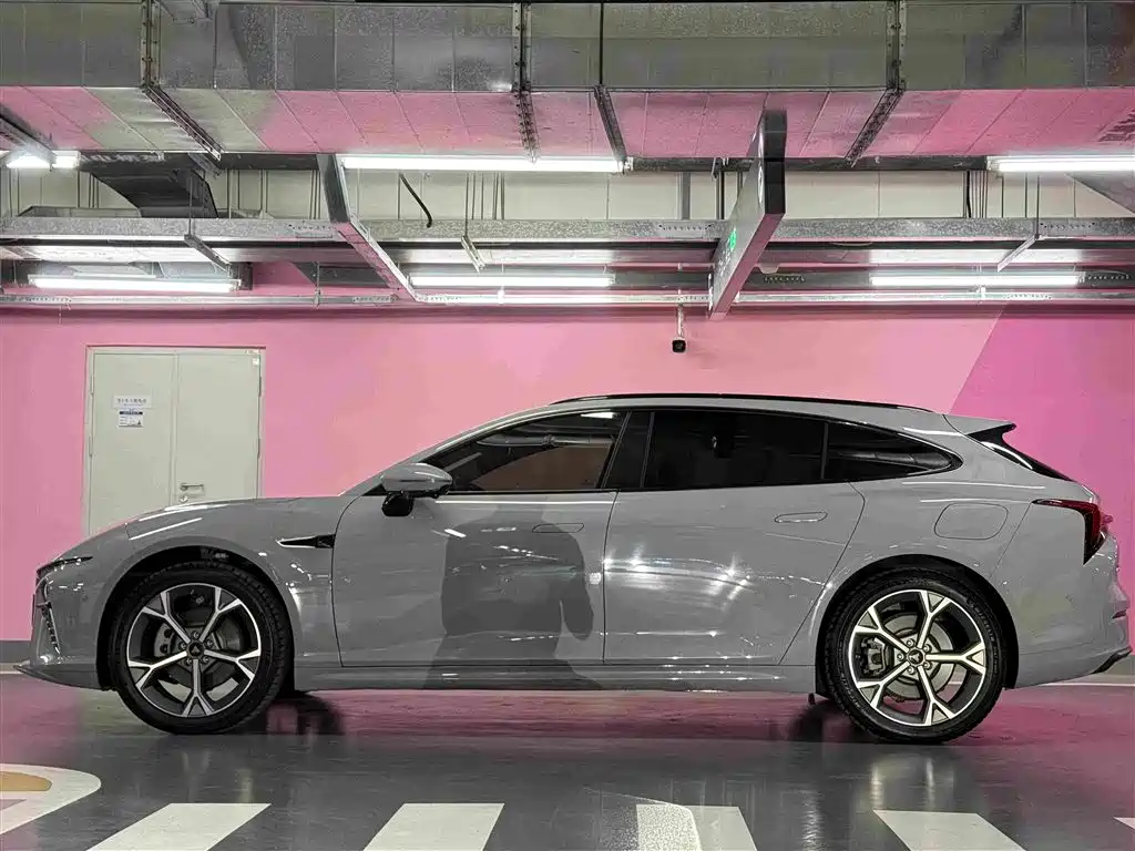 Neta S Shooting Brake — миниатюра 3