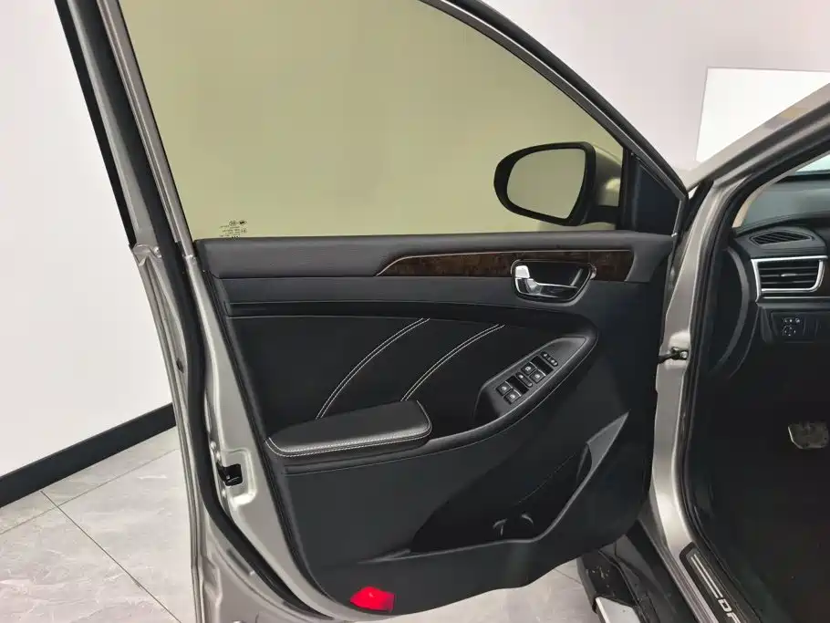 Fengguang Fengguang 580 — миниатюра 7