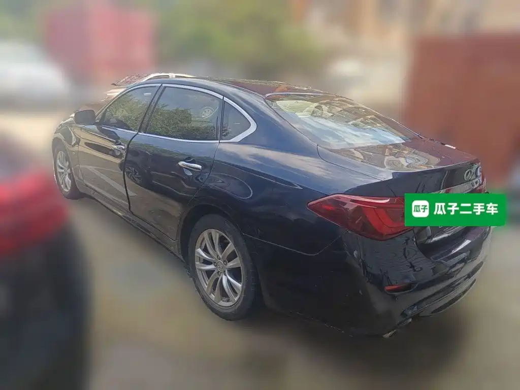 Infiniti Q70 — миниатюра 25