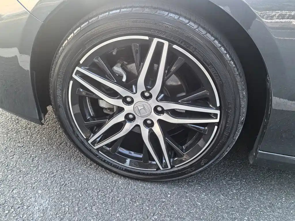 Honda Accord — миниатюра 8