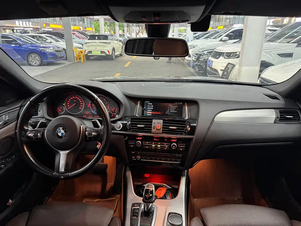 BMW X4 — миниатюра 12