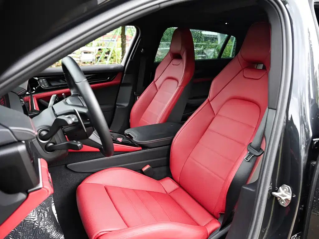 Porsche Panamera — миниатюра 7