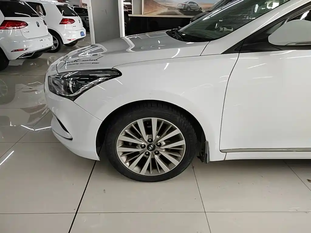 Hyundai Mistra — миниатюра 23
