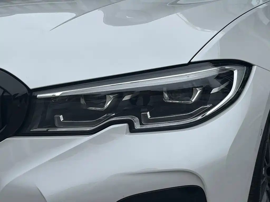 BMW 3 Series — миниатюра 9