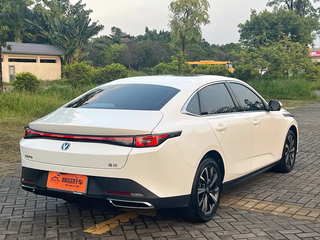 Changan Eado — миниатюра 19