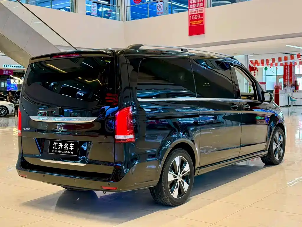 Mercedes-Benz V-Class — миниатюра 18