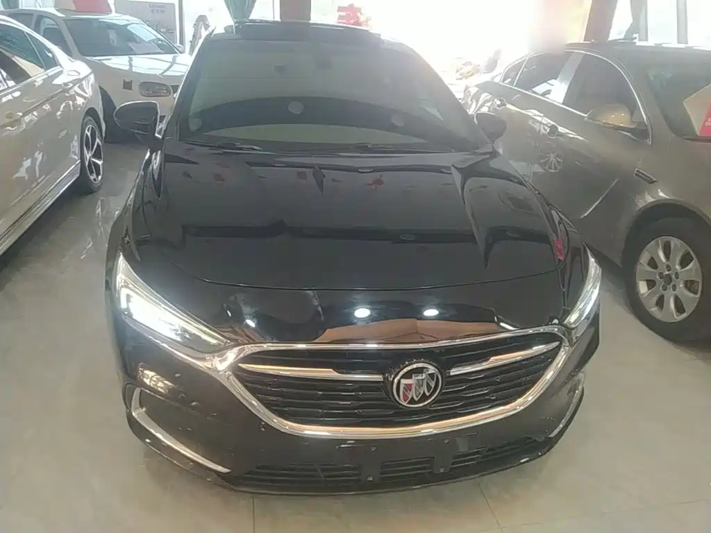 Buick LaCrosse — миниатюра 3