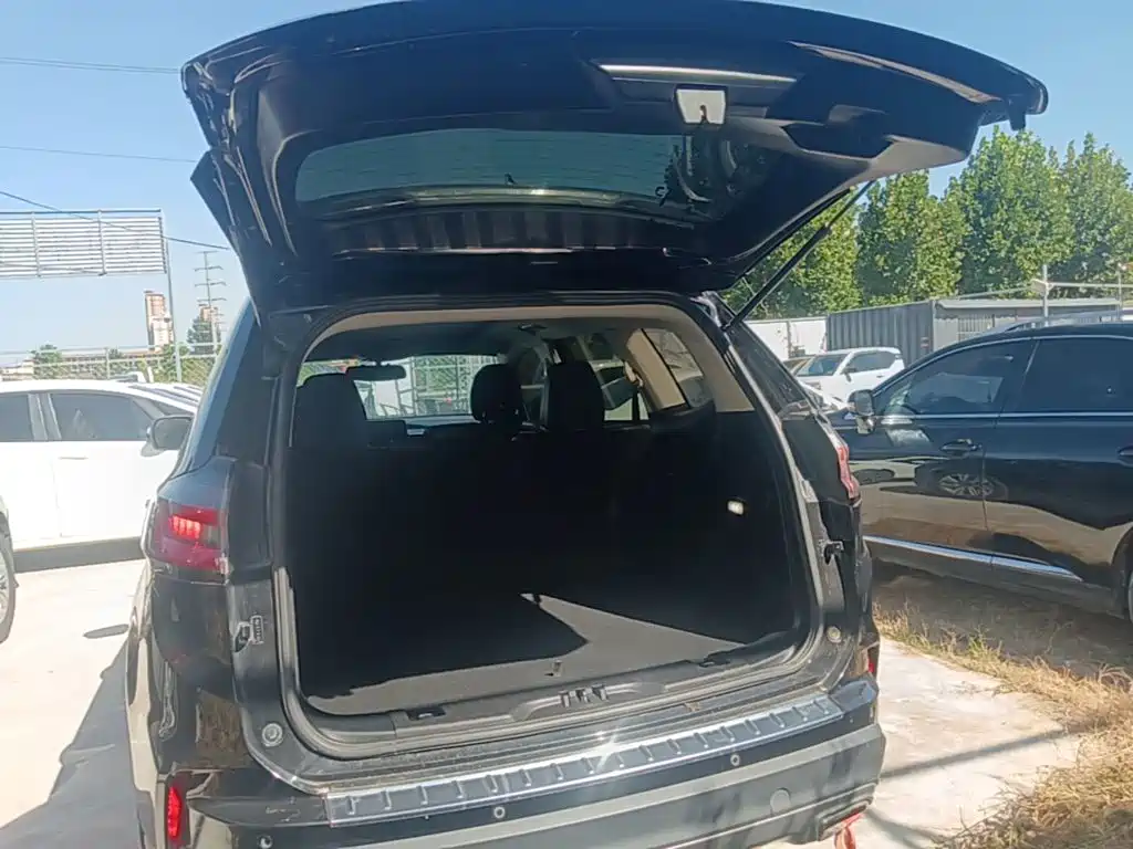 Ford Edge — миниатюра 19