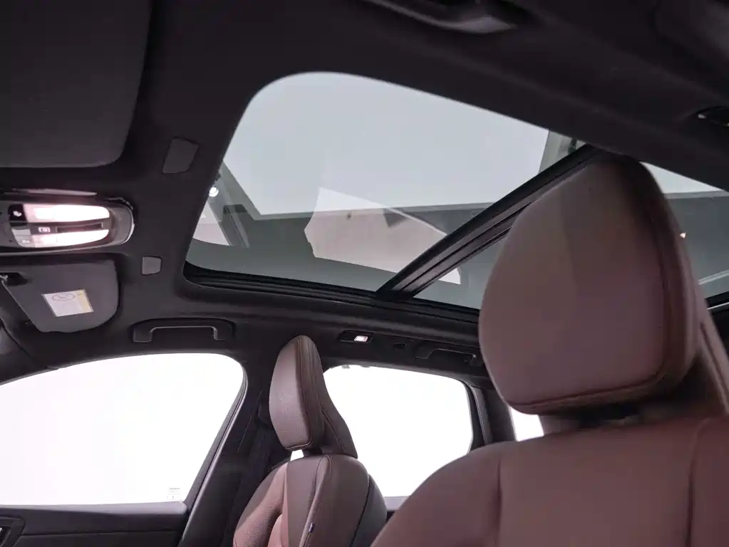Volvo XC60 — миниатюра 12