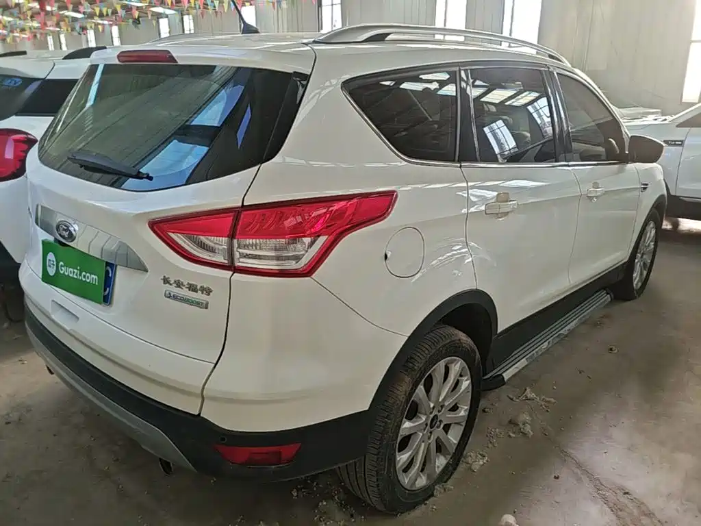 Ford Kuga — миниатюра 7