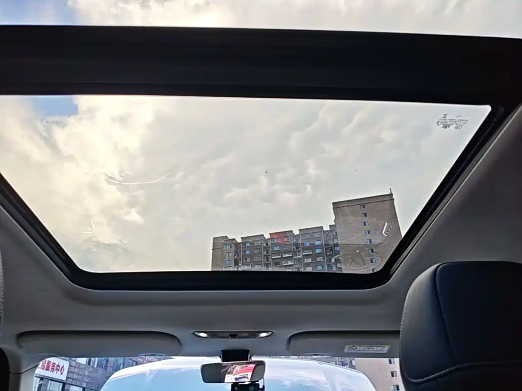iCAR iCAR 03 — миниатюра 18