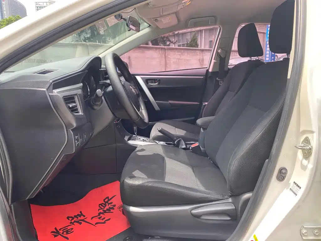 Toyota Corolla — миниатюра 7
