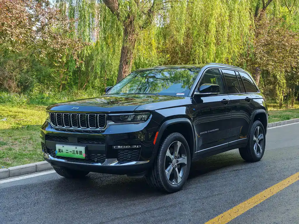 Jeep Grand Cherokee 4xe (Import) 2025