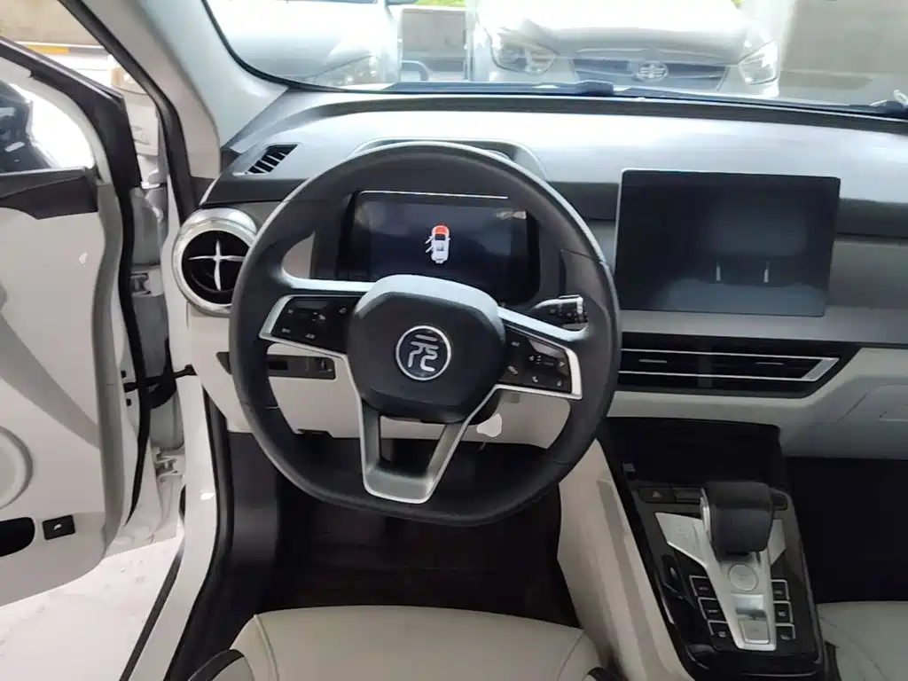 BYD Yuan Pro — миниатюра 11