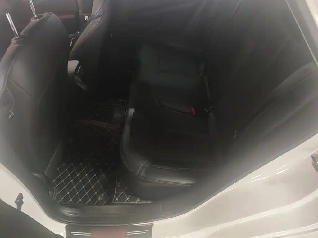 Buick Excelle — миниатюра 17
