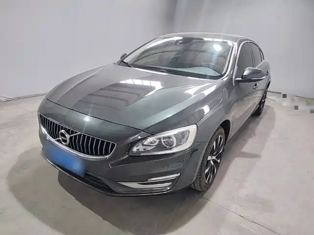 Volvo S60