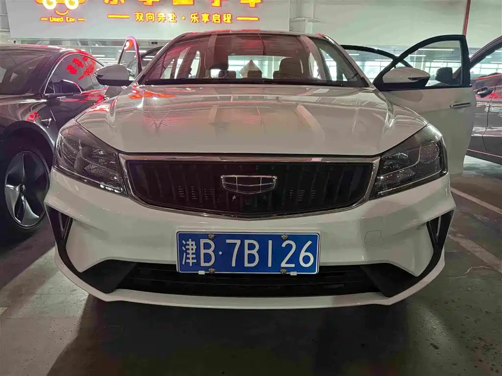 Geely Emgrand — миниатюра 3