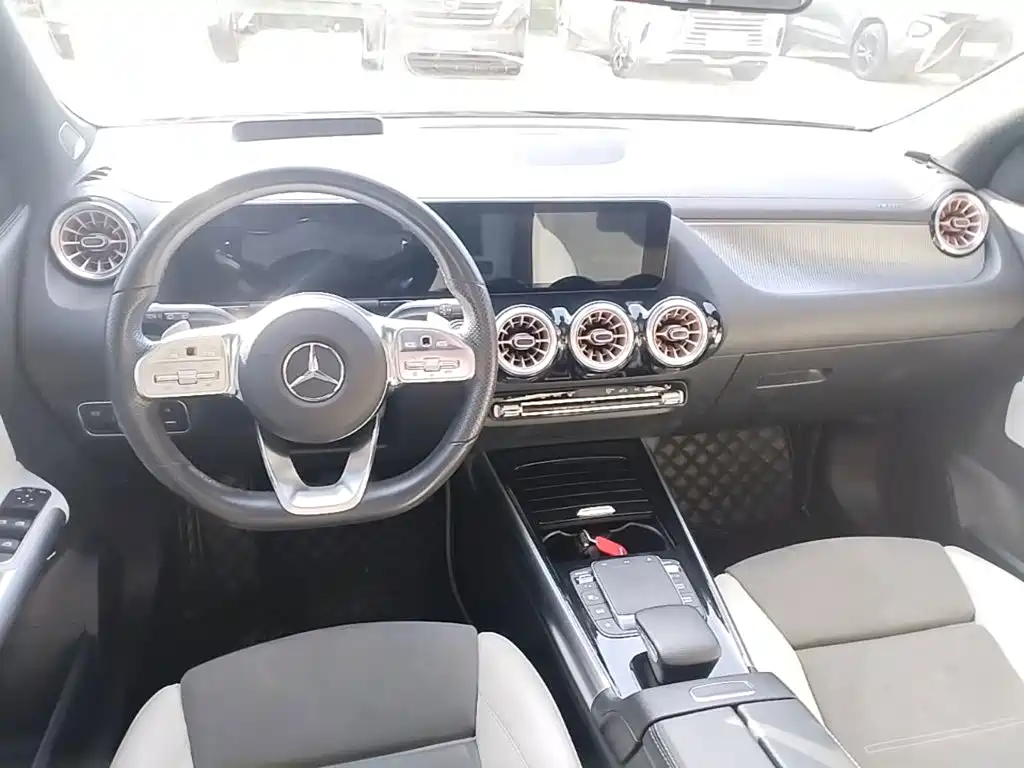 Mercedes-Benz EQA — миниатюра 10