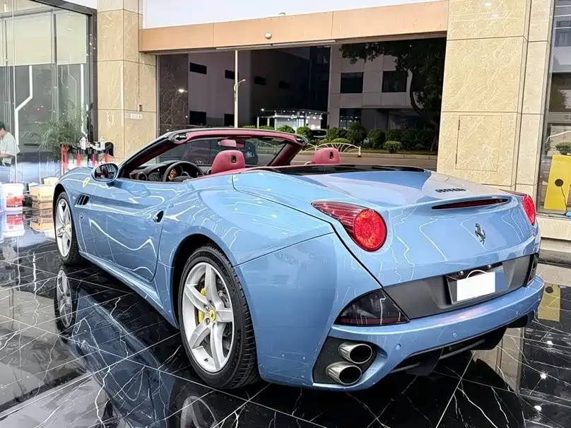 Ferrari California T — миниатюра 7