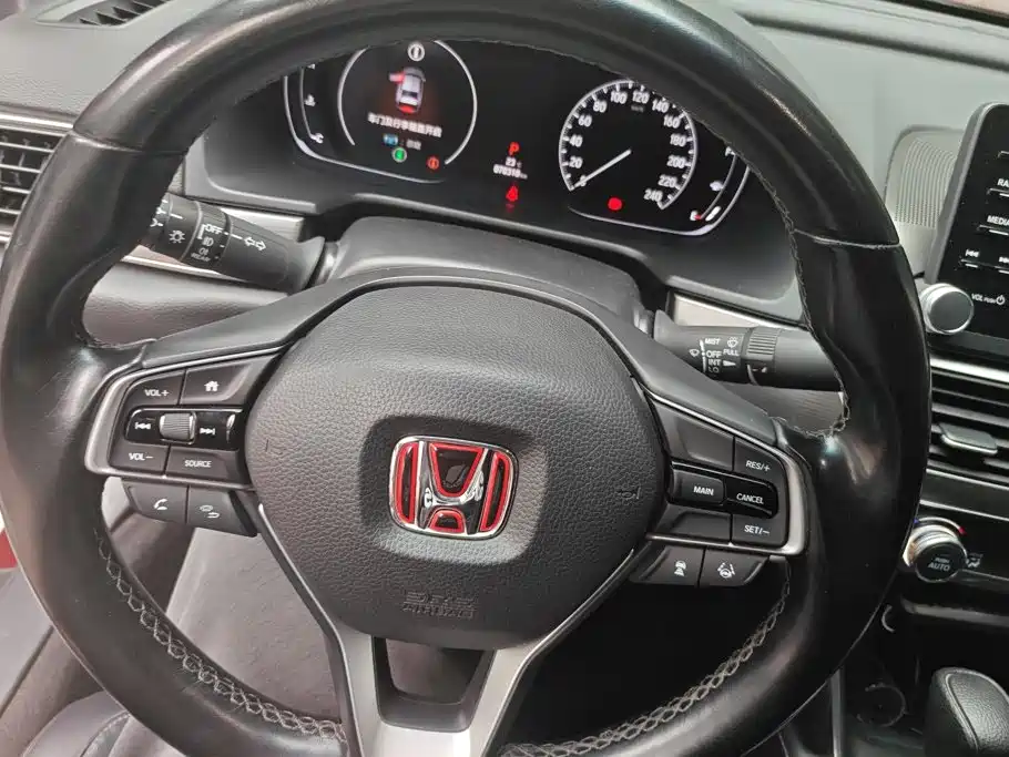 Honda Accord — миниатюра 15