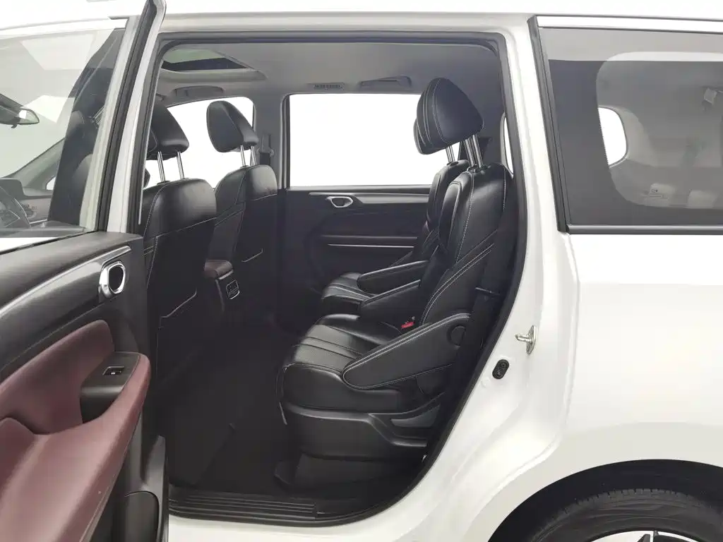GAC Motor Trumpchi M6 — миниатюра 15