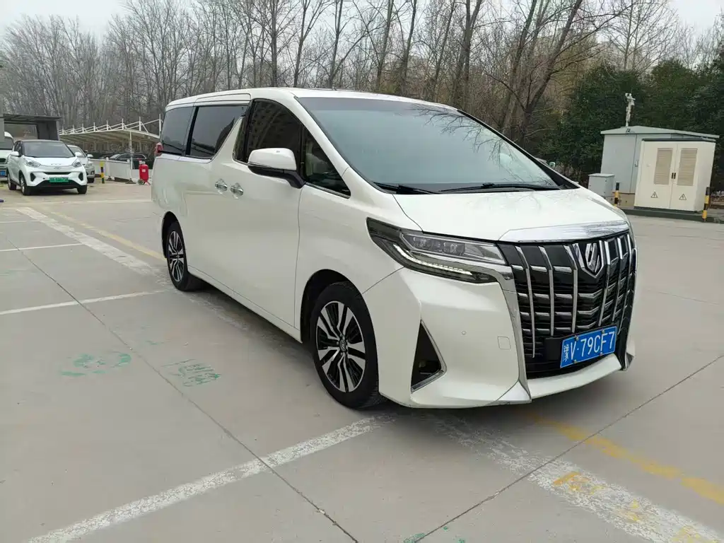 Toyota Alphard 2018 3.5L Luxury