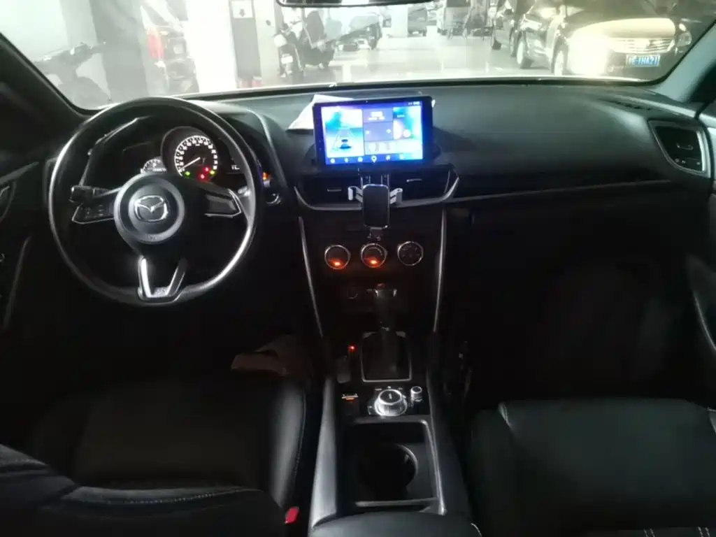 Mazda CX-4 — миниатюра 10