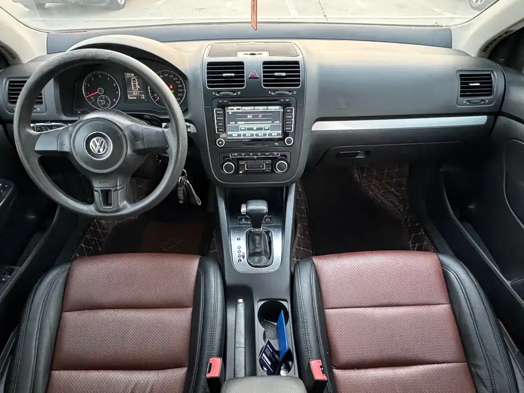 Volkswagen Sagitar — миниатюра 12